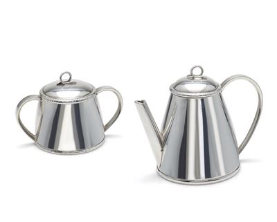 Servizio da caffè in argento, Italia, composto da caffettiera, lattiera e zuccheriera