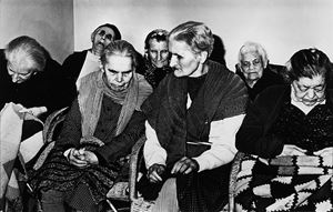 Vita d'ospizio, 1957/1958