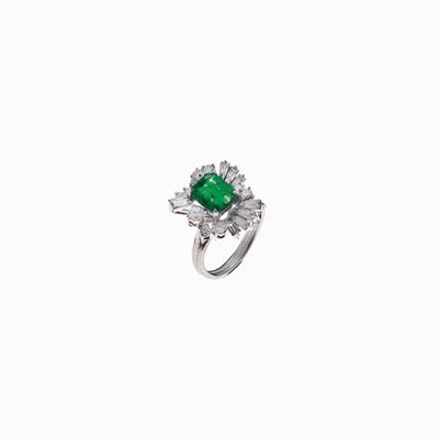 Anello in Oro, Smeraldo e Diamanti, Circ