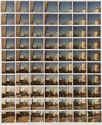 Duca d'Aosta a passo d'uomo, 70 polaroid montate a mosaico