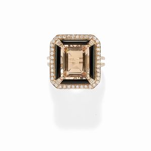 Anello con morganite, onice e diamanti