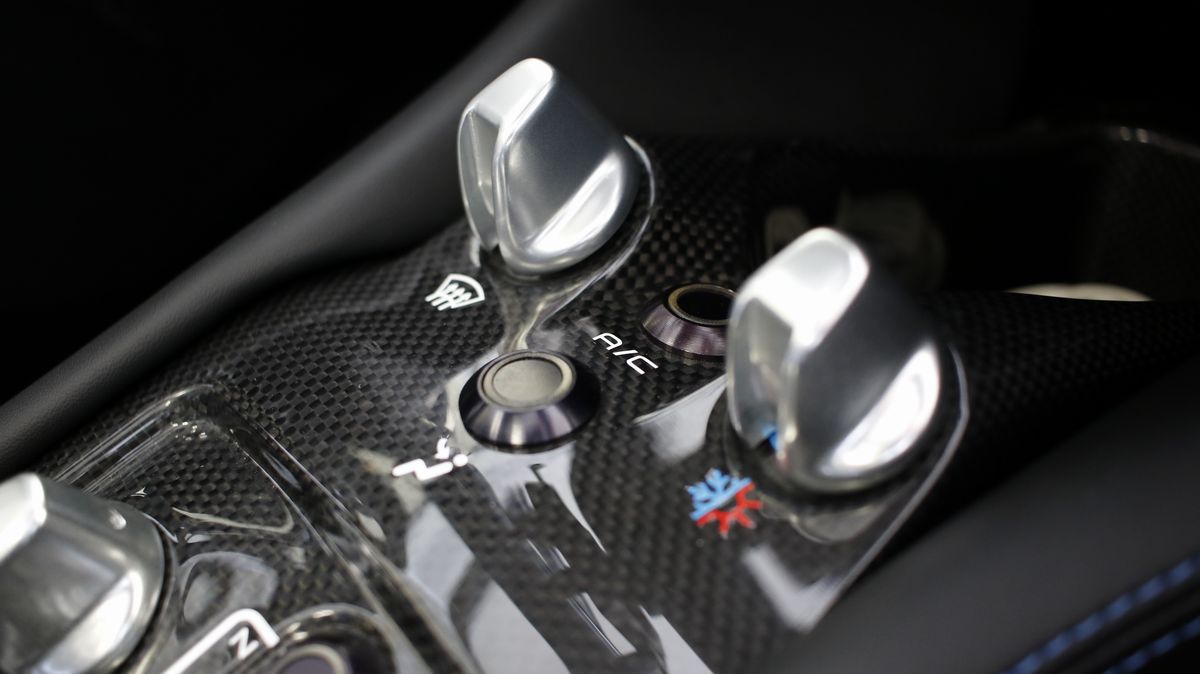 Dallara - Stradale Signature Edition