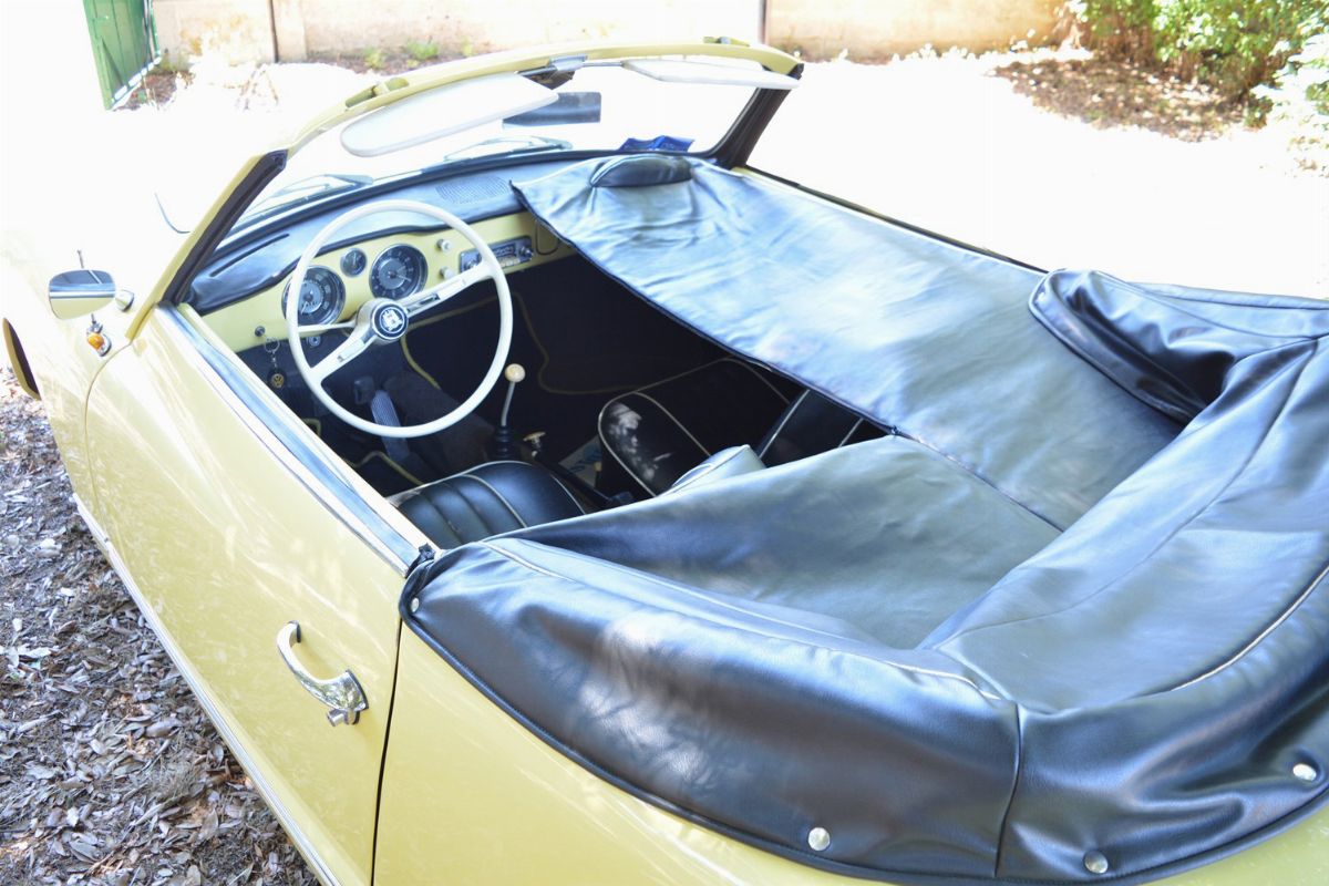 Volkswagen - Karmann Ghia (typ 14) Cabriolet (karmann)