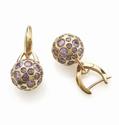 Orecchini in oro giallo 18K con ametiste sfaccettate