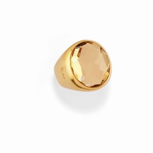 A 18K yellow gold and quartz ring, Pomellato