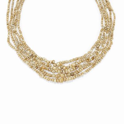 Collana in oro con perle naturali a cinque fili