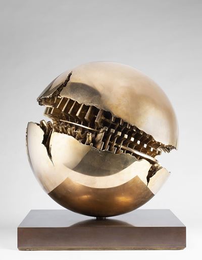 Sfera in bronzo