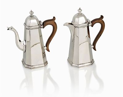 Caffettiera e cioccolatiera in argento, Londra, 1927