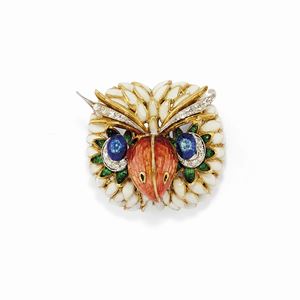 A 18K yellow gold, enamel and diamond brooch