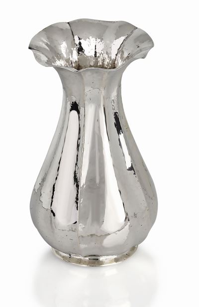 Vaso in argento, inizio XX secolo