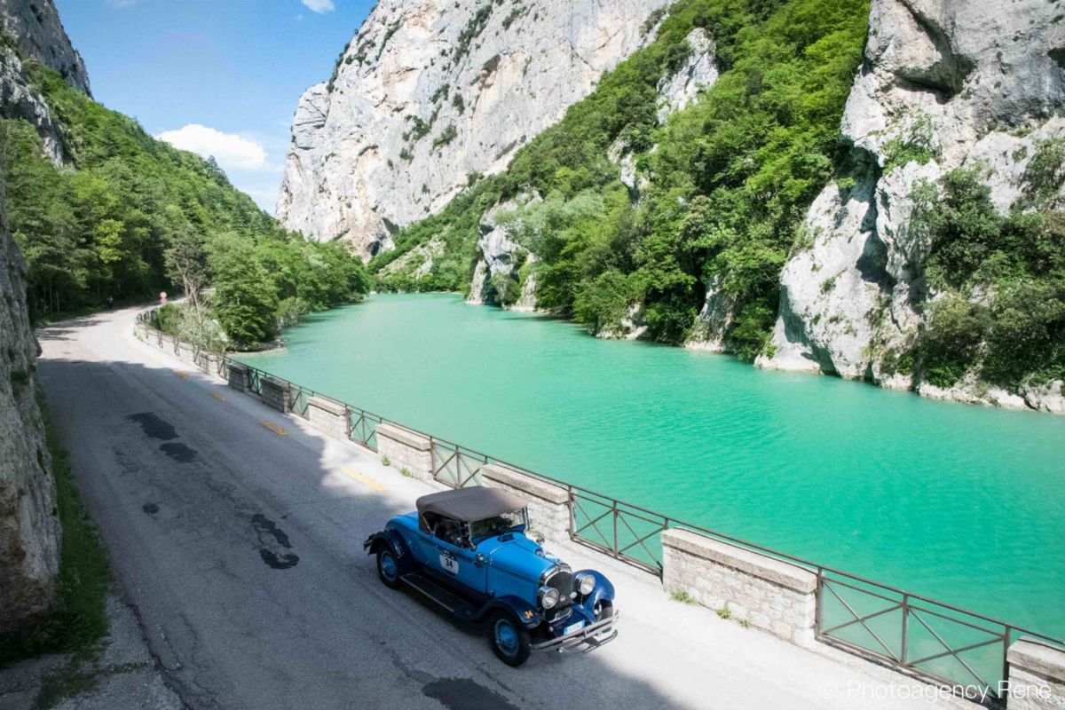 CHRYSLER 72, NUMERO DI TELAIO BS7720041