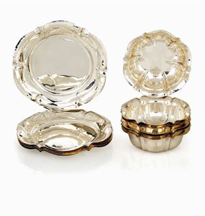 SET DI SEI PIATTINI E SEI CIOTOLE LAVADITA IN ARGENTO, VENEZIA, ITALIA, 1930-1944