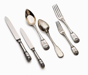 SERVIZIO DI POSATE IN ARGENTO CON MONOGRAMMA, METÁ XIX SECOLO E POSTUMO