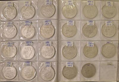Monete da collezione, Lotto di 36 dollari in argento (28 Morgan e 8 Peace)