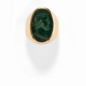 Anello con pietra verde, prima met&#224; XX secolo