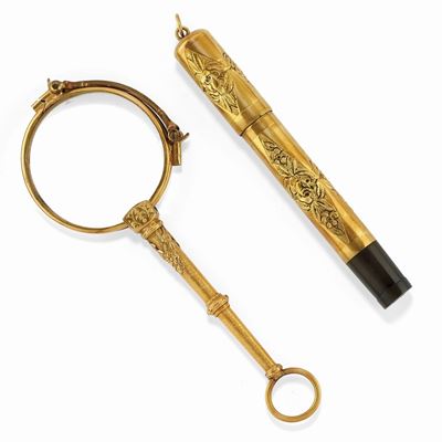 Lorgnette e penna in oro giallo 18K, placcata oro giallo 18K