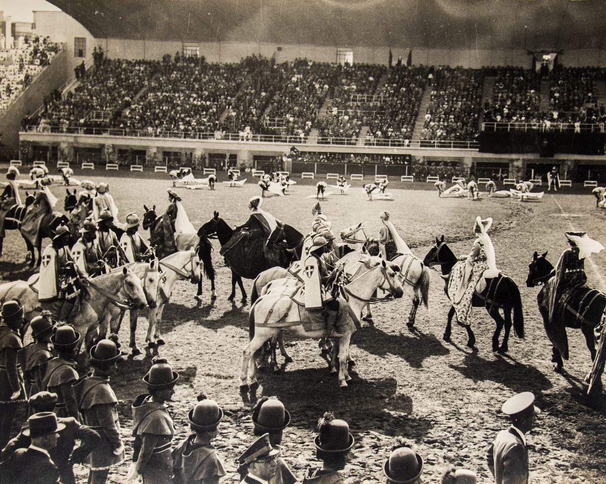 Giulio Parisio - Carosello Storico in Napoli, 1937