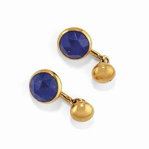 A 18K yellow gold and lapislazuli cufflinks, Pomellato
