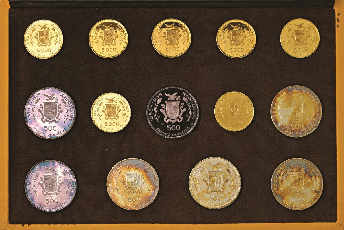 GUINEA, Serie 1970 Antico Egitto - 7 monete da 5.000 francs guineens in oro e 7 monete da 500 fra...