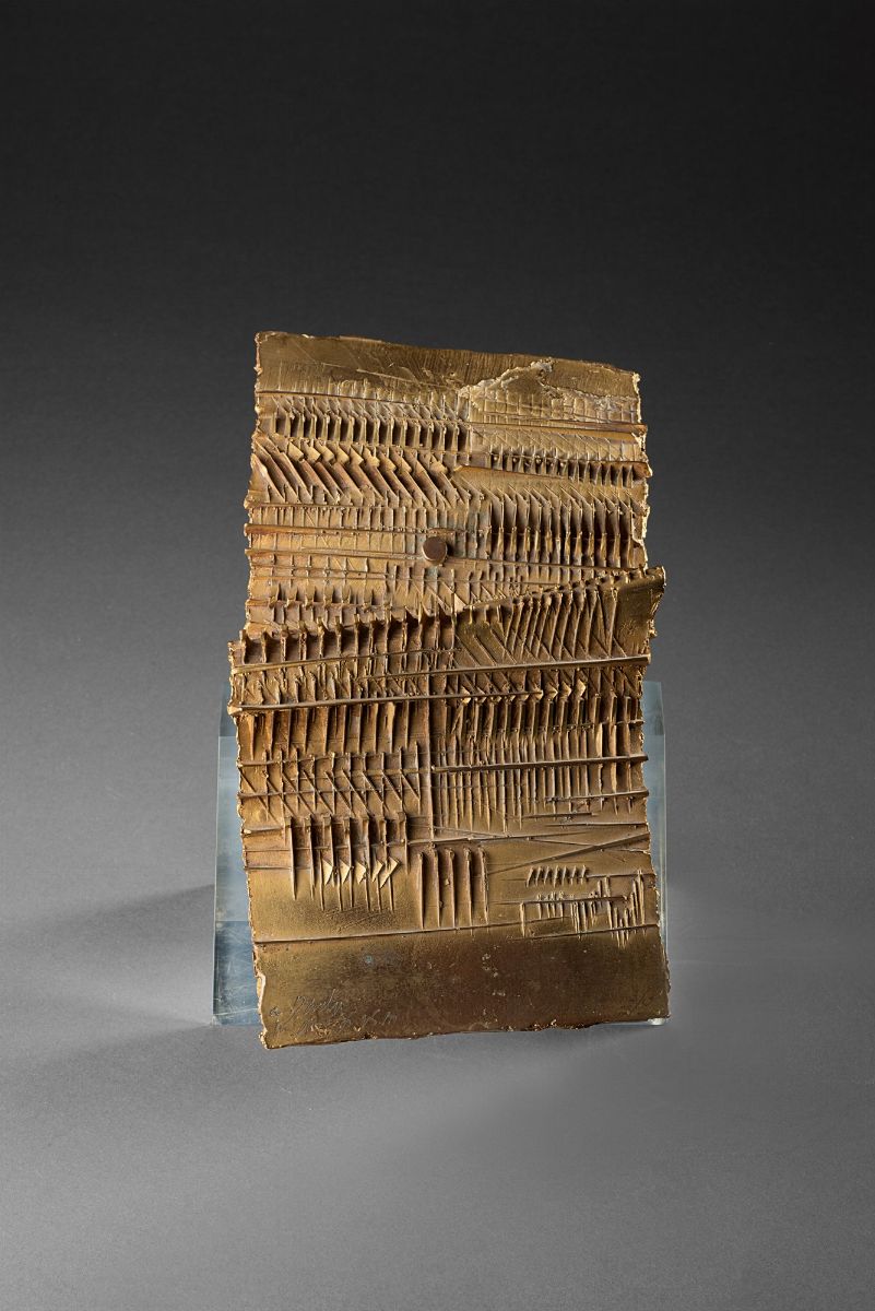 Arnaldo Pomodoro - Foglio in bronzo dorato
