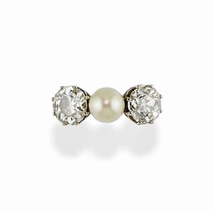 A platinum, cultured pearl and diamond ring, early 20th Century