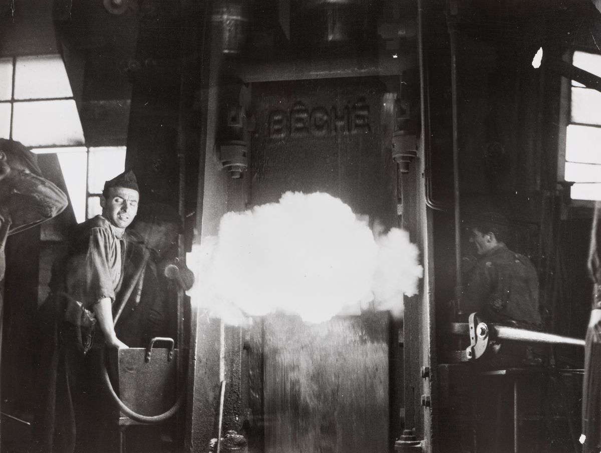Federico Patellani - Senza titolo (Fabbrica), cinque stampe gelatina ai sali d'argento, 1948