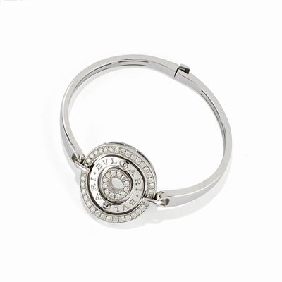 Bracciale rigido in oro bianco 18K con diamanti taglio brillante, collezione 'Astrale'