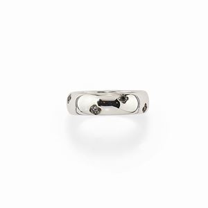 Anello con diamanti