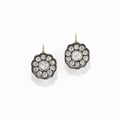 Orecchini in argento e oro giallo 18K con diamanti taglio vecchio, inizio XX secolo