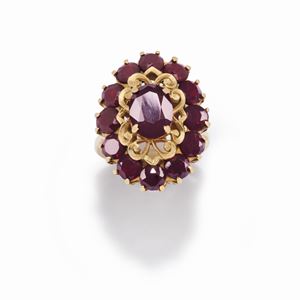 Anello con granati