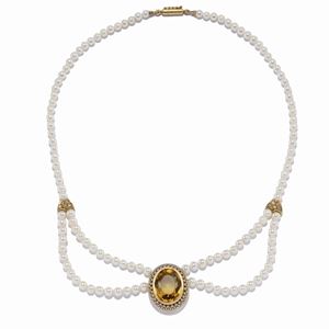 A 18K yellow gold, cultured pearl, quartz and diamond necklace