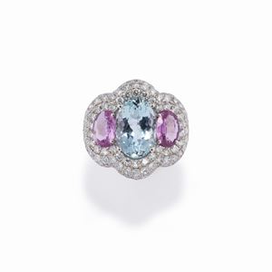 Anello con acquamarina, zaffiri rosa e diamanti