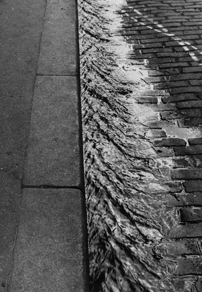 Sidewalk, Paris - Stampa alla gelatina ai sali d'argento, 1929