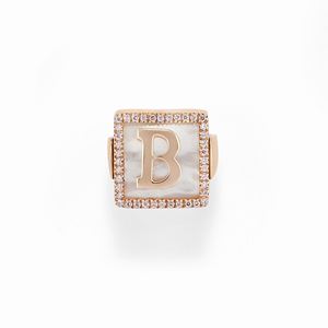  - Anello con madreperla e pietre rosa