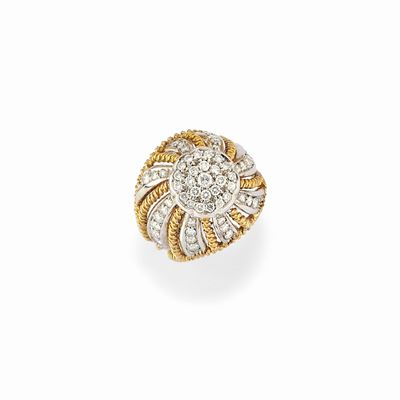 Anello in oro bicolore 18K con diamanti taglio brillante