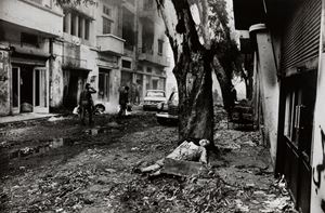 A dead Palestinian Woman, Beirut