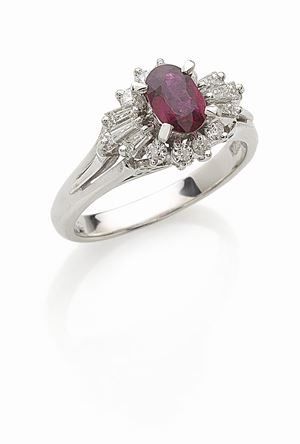 WHITE GOLD 18K RING WITH RUBY AND DIAMONDS 