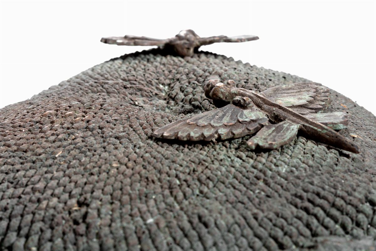 Gaetano Pompa - Due farfalle, bronzo patina bruna, esemplare unico