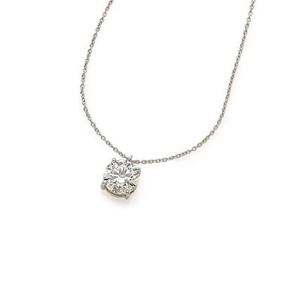 Collana in oro bianco 18K con diamante taglio brillante di circa 1,62 ct