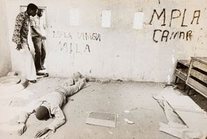 Salgado Sebastião - Africa War