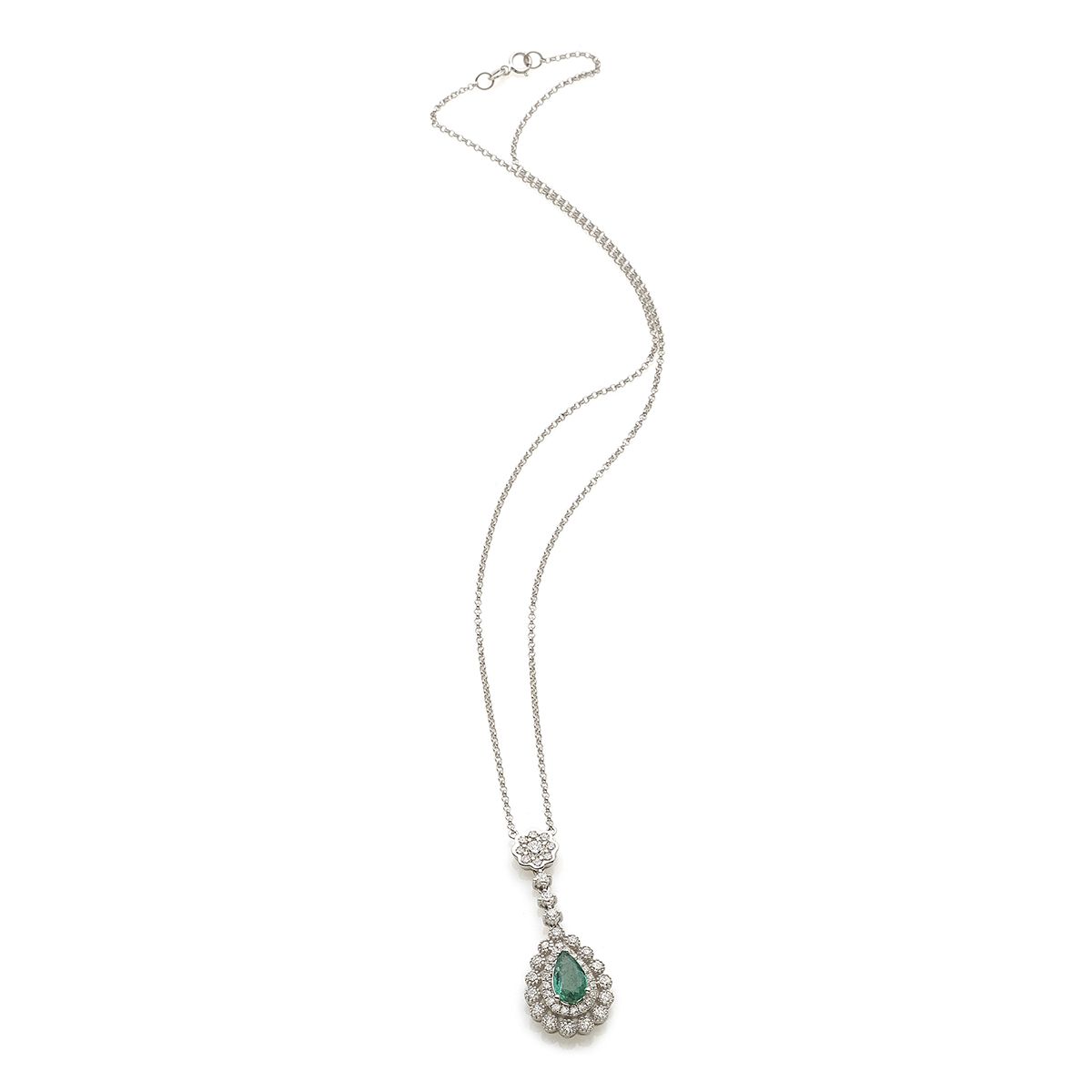 Collana con pendente in oro bianco 18K, smeraldo e diamanti