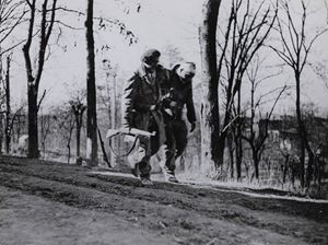 Capa Robert - Loyalist soldiers near Madrid