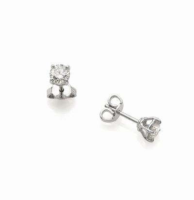 Orecchini, Paio di orecchini punto luce in oro bianco 18K con diamanti