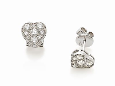 Orecchini in oro bianco 18K con pavé di diamanti