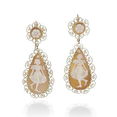 Orecchini napoletani in oro 9K con cammei su agata