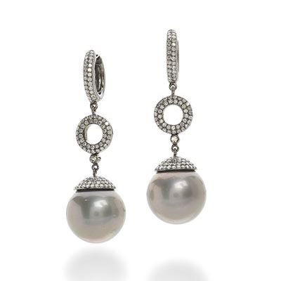 Orecchini in oro brunito 18K con diamanti e perle di Tahiti
