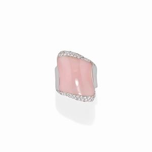  - Anello con diamanti e pietra dura