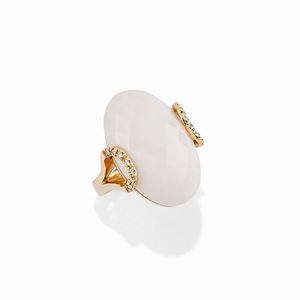 Anello con agata e diamanti