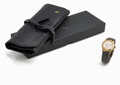 Corum, Orologio da polso in oro rosa 18K con riserva di carica