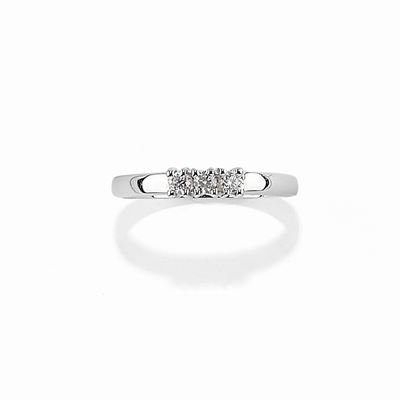 Anello Trilogy con Diamanti